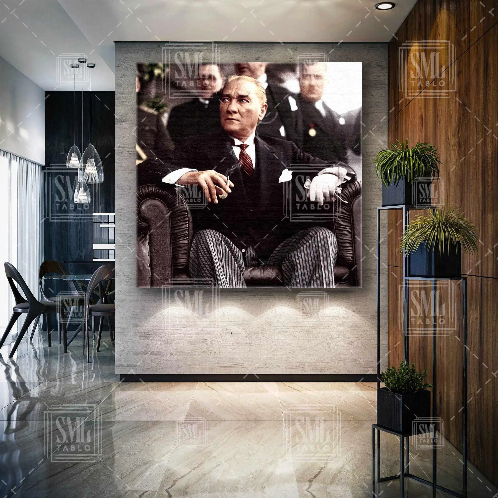 Gazi Mustafa Kemal Atatürk Oturan Kare Kanvas Tablo