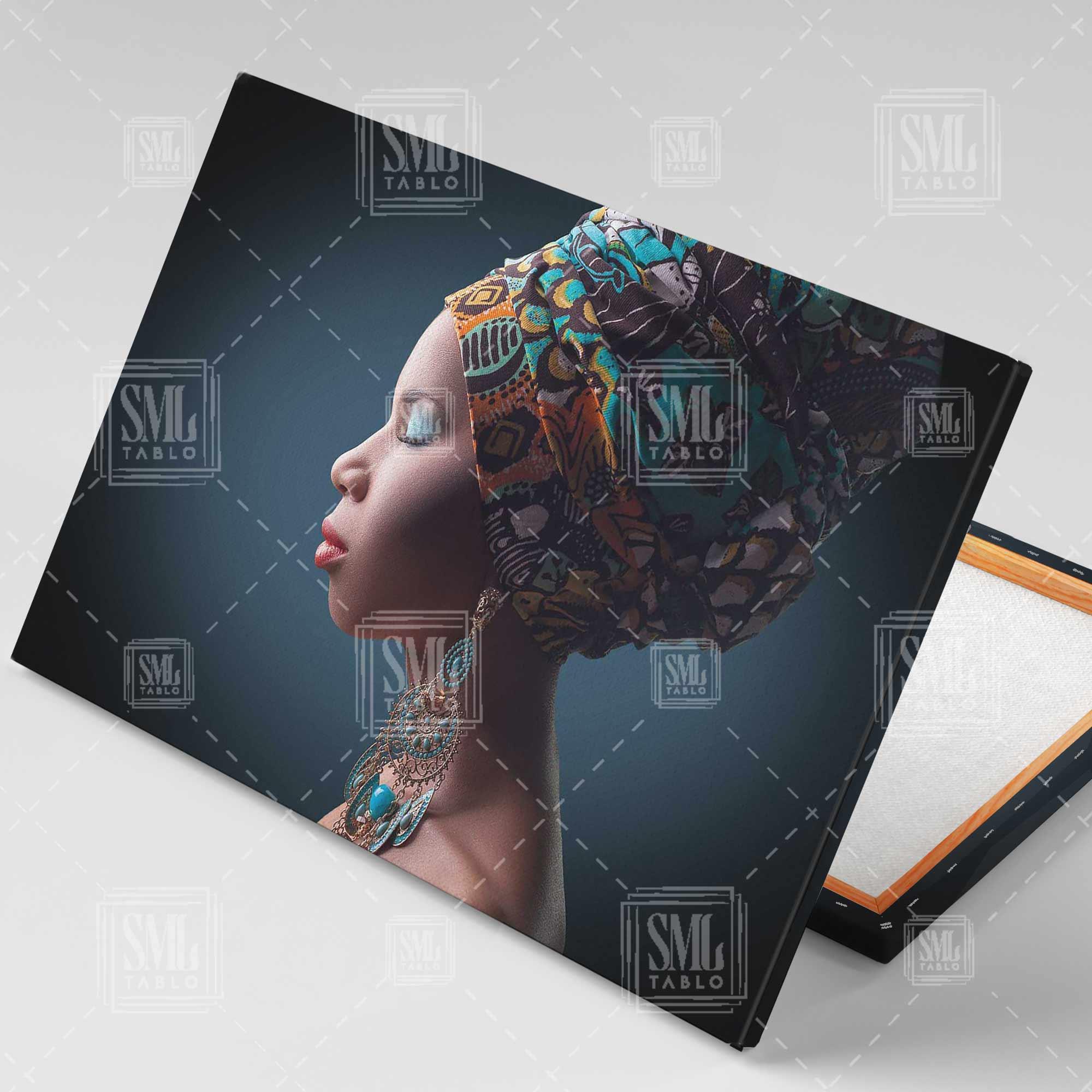 Kırmızı Rujlu Eşarplı Kadın Etnik Kıyafet Model Woman Afrikalı Yatay Kanvas Tablo Kırmızı Rujlu Eşarplı Kadın Etnik Kıyafet Model Woman Afrikalı Yatay Kanvas Tablo