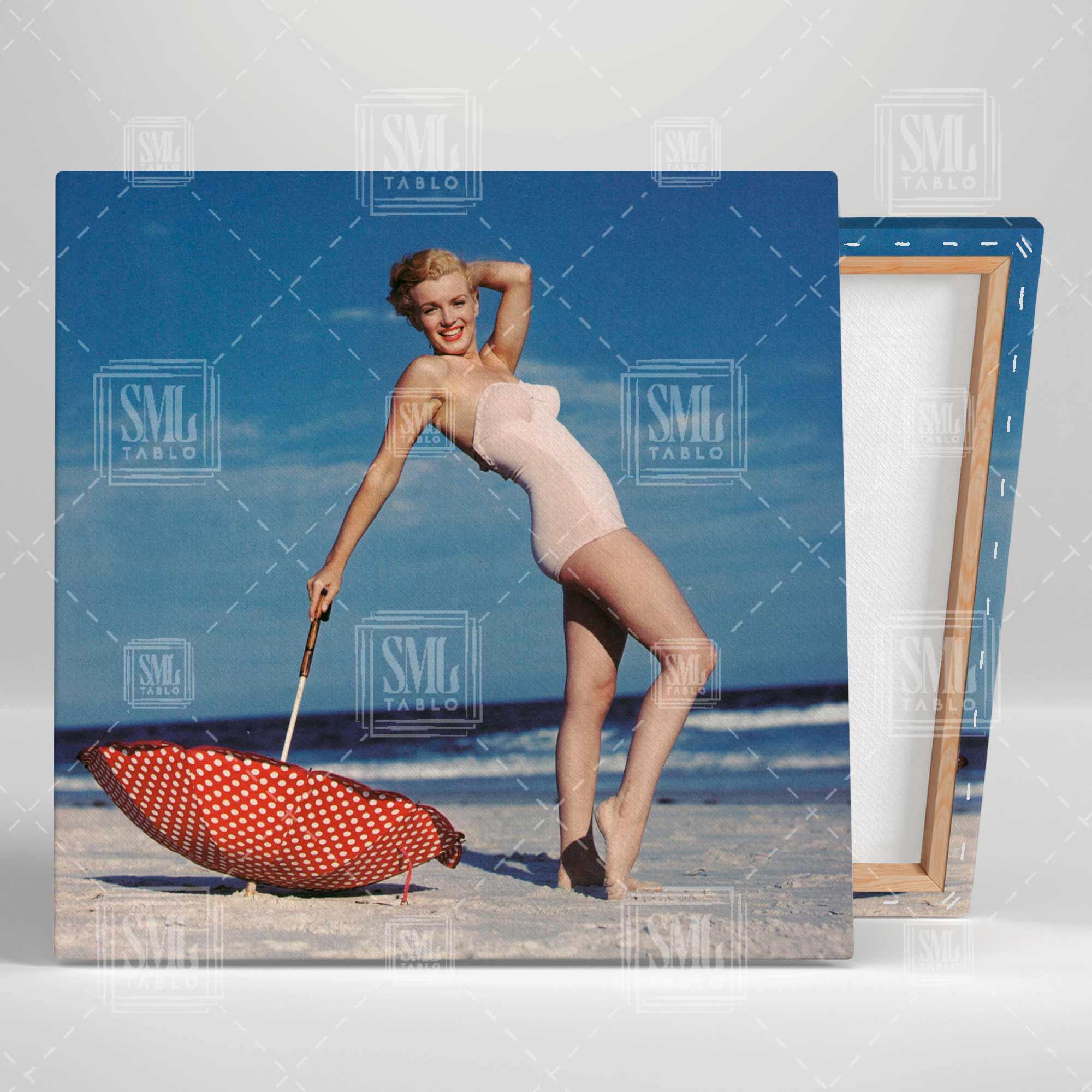 Kırmızı Şemsiyeli Marilyn Monroe Sahil Tatil Kumsal Kadın Modern Kare Kanvas Tablo Kırmızı Şemsiyeli Marilyn Monroe Sahil Tatil Kumsal Kadın Modern Kare Kanvas Tablo