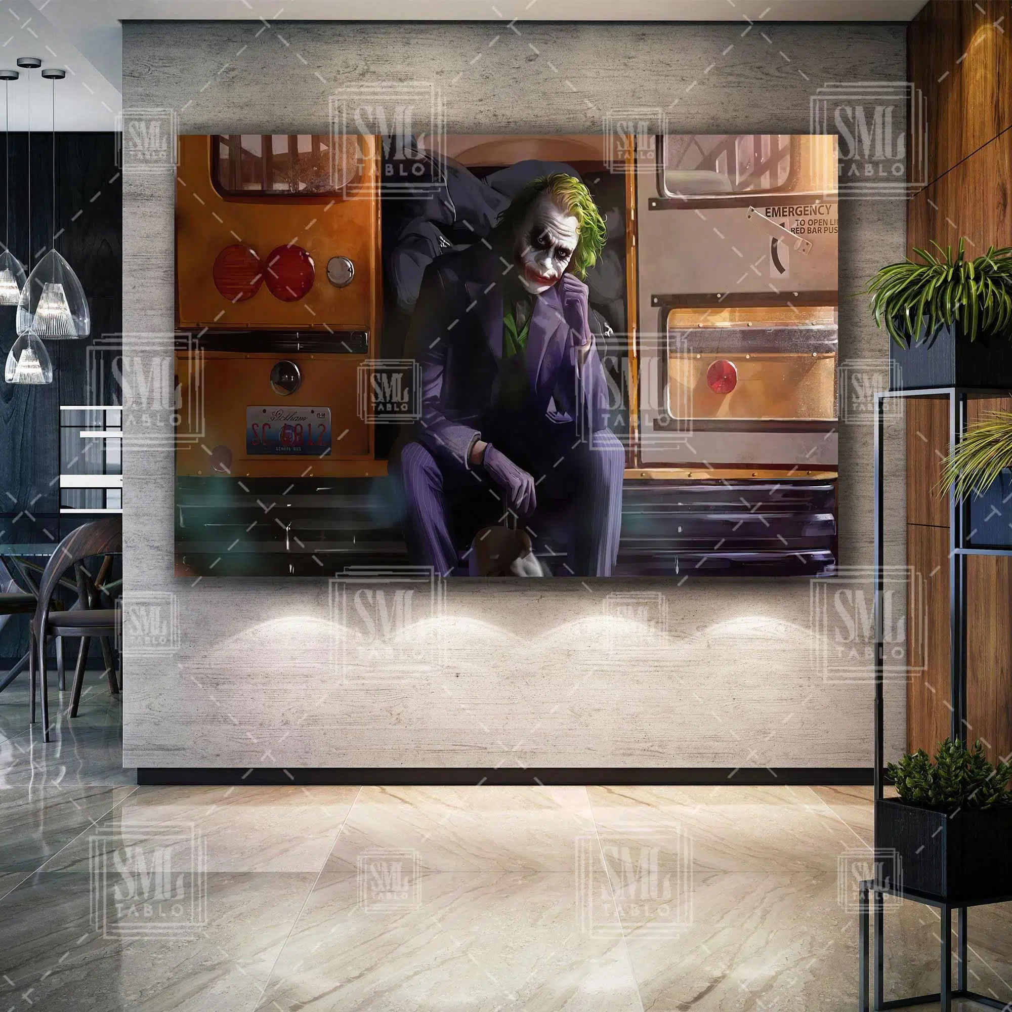 Otobüsün Arkasında Oturmuş Mor Elbisel Joker Batman Film Art Dekor Yatay Kanvas Tablo