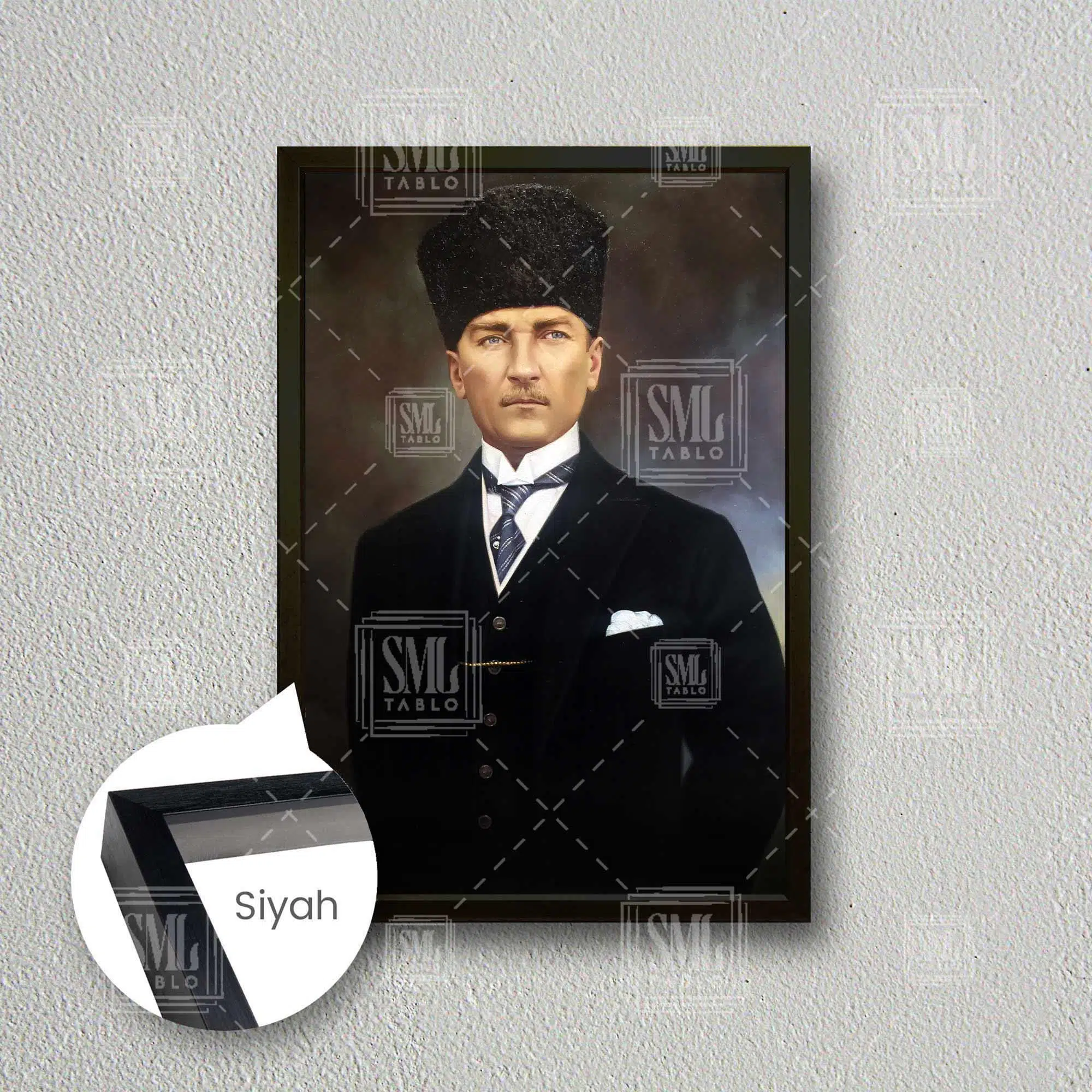 Mustafa Kemal Atatürk Portre Karizma Çerçeveli Dikey Kanvas Tablo - Siyah