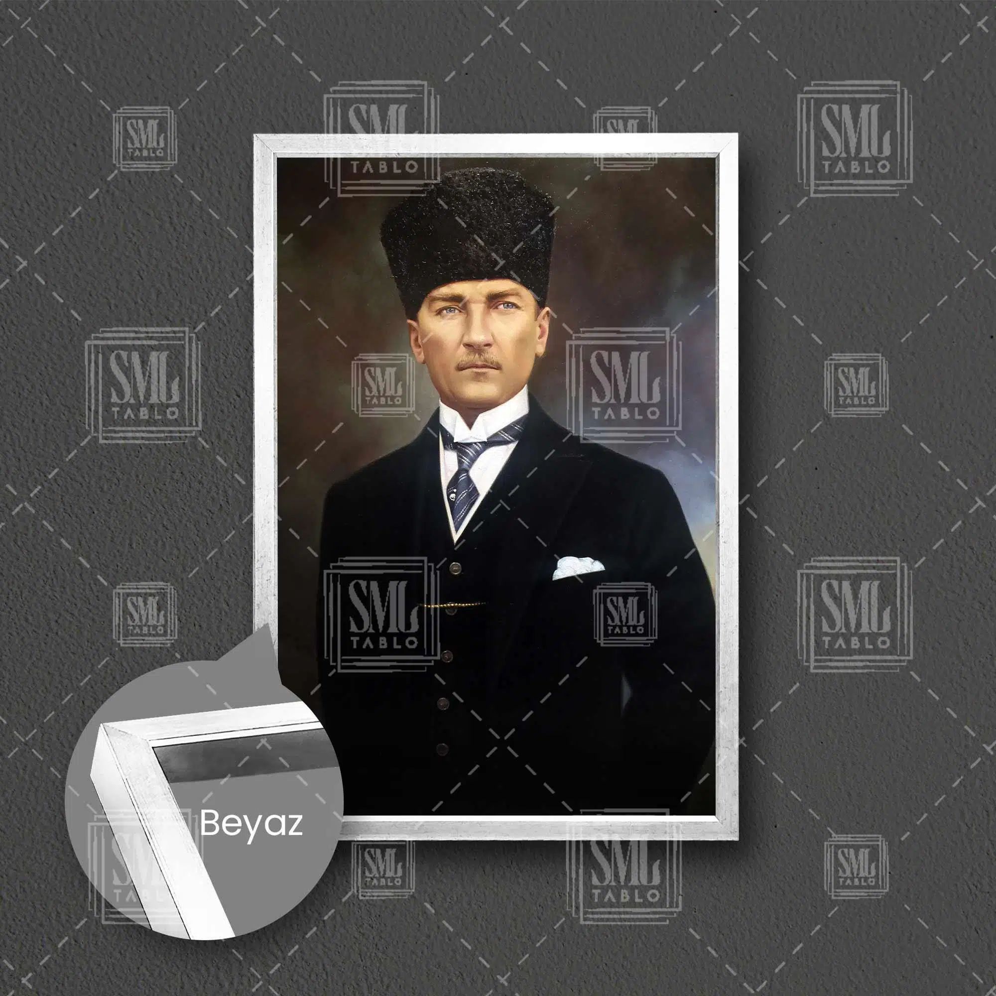 Mustafa Kemal Atatürk Portre Karizma Çerçeveli Dikey Kanvas Tablo - Beyaz
