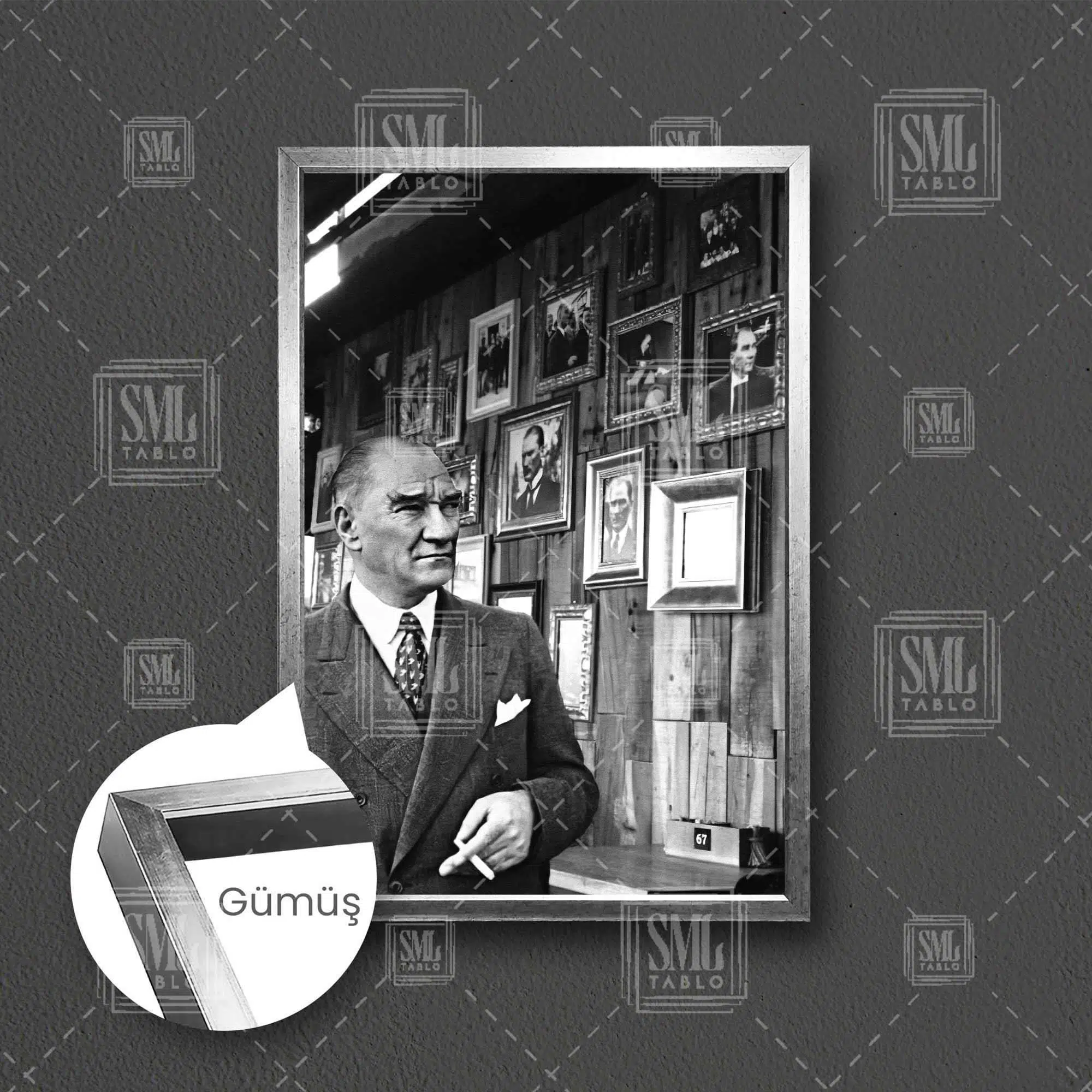 Mustafa Kemal Atatürk Elinde Sigarasıyla Karizma Adam Türk Çerçeveli Dikey Kanvas Tablo - Gümüş
