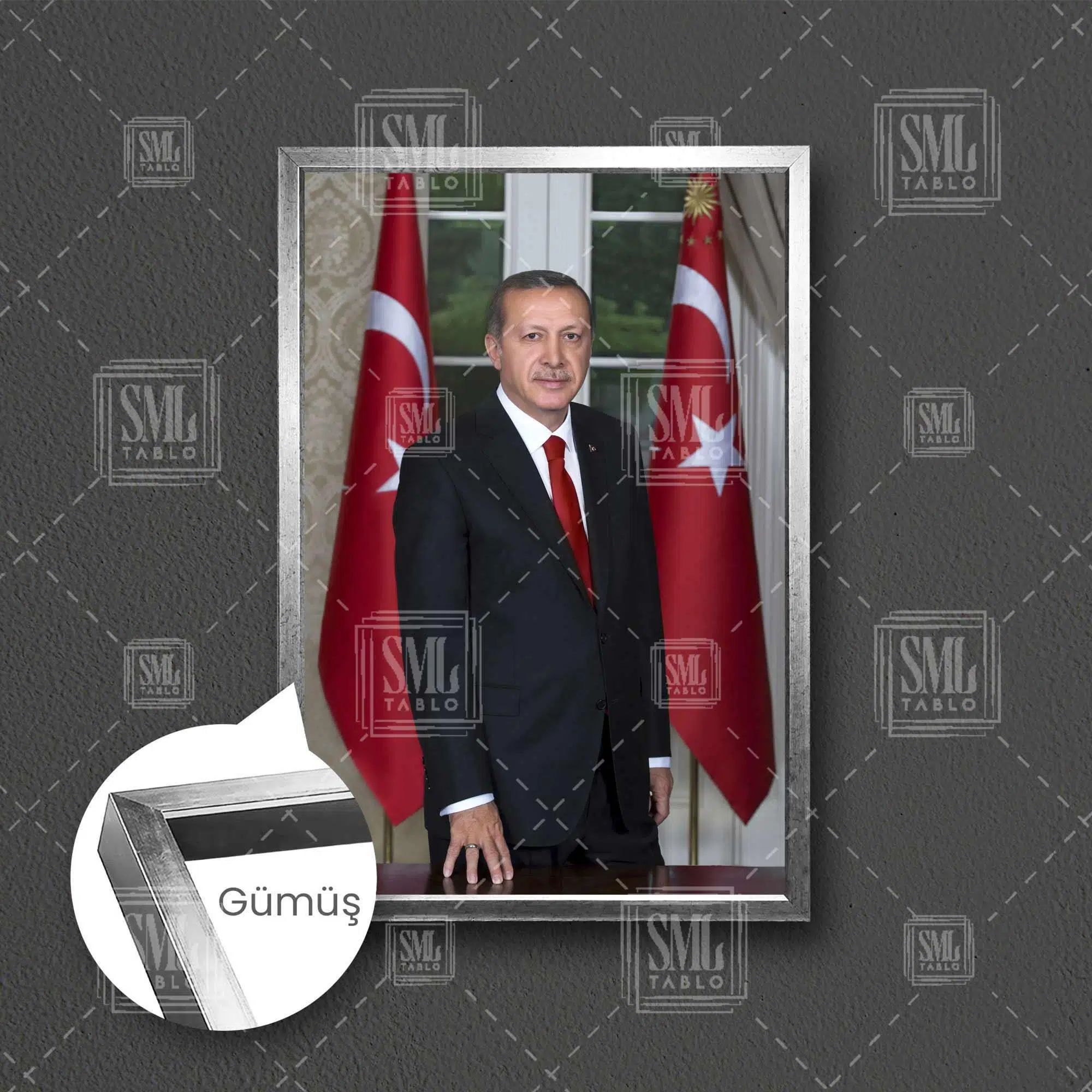 Recep Tayyip Erdoğan Cumhurbaşkanı Reis Türk Bayrağı Çerçeveli Dikey Kanvas Tablo - Gümüş