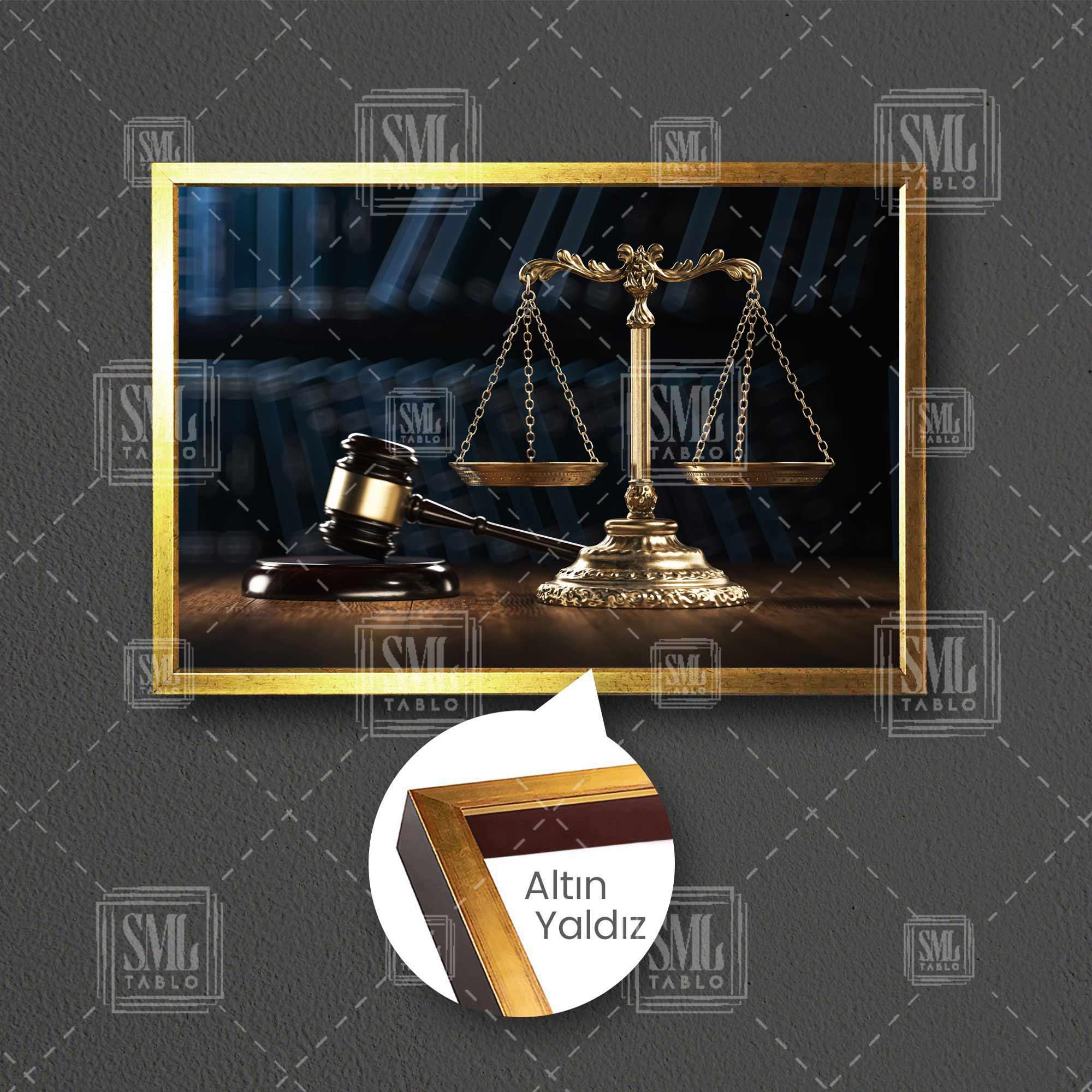 Gold Adalet Terazisi Hukuk Bürosu Dekor Çerçeveli Yatay Kanvas Tablo Gold Adalet Terazisi Hukuk Bürosu Dekor Çerçeveli Yatay Kanvas Tablo