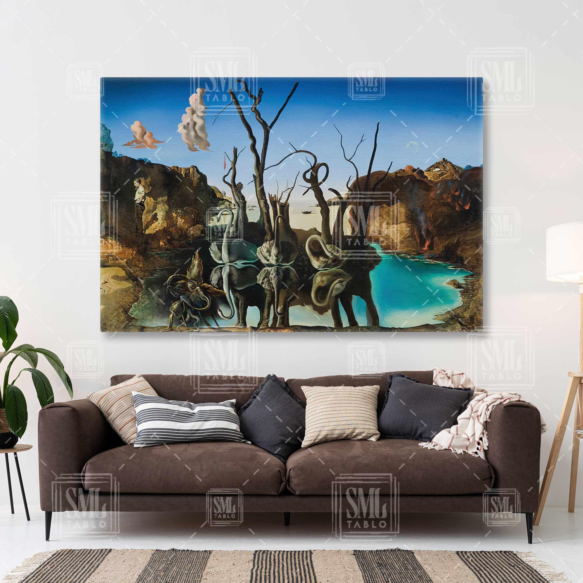 Göldeki Kuğular ve Göle Yansılamaları Fil Salvador Dali Sürreal Yatay Kanvas Tablo Göldeki Kuğular ve Göle Yansılamaları Fil Salvador Dali Sürreal Yatay Kanvas Tablo