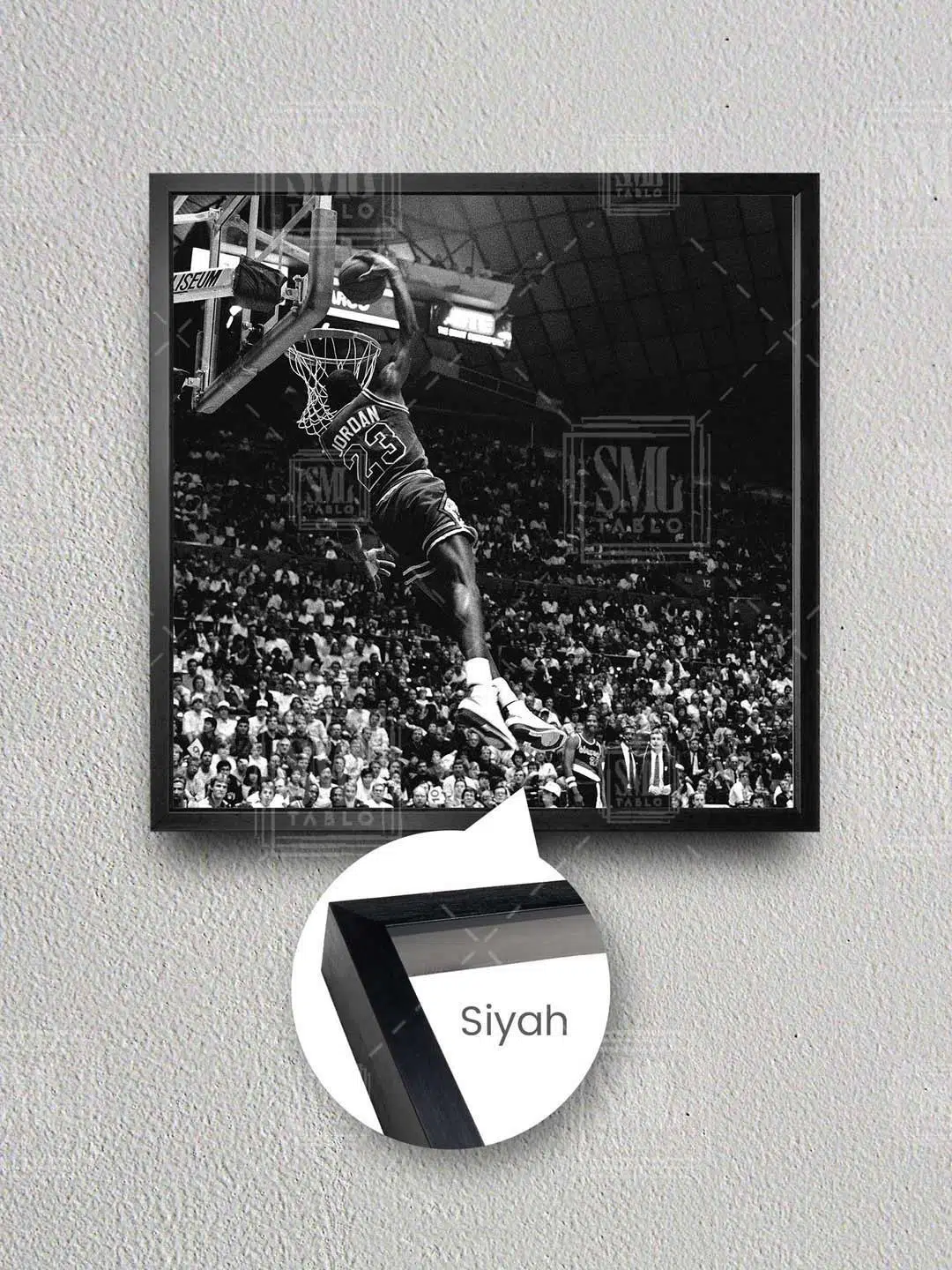 Efsane Basketbolcu Smaç Chicago Bulls Üçlük Basket Çerçeveli Kare Kanvas Tablo - Siyah
