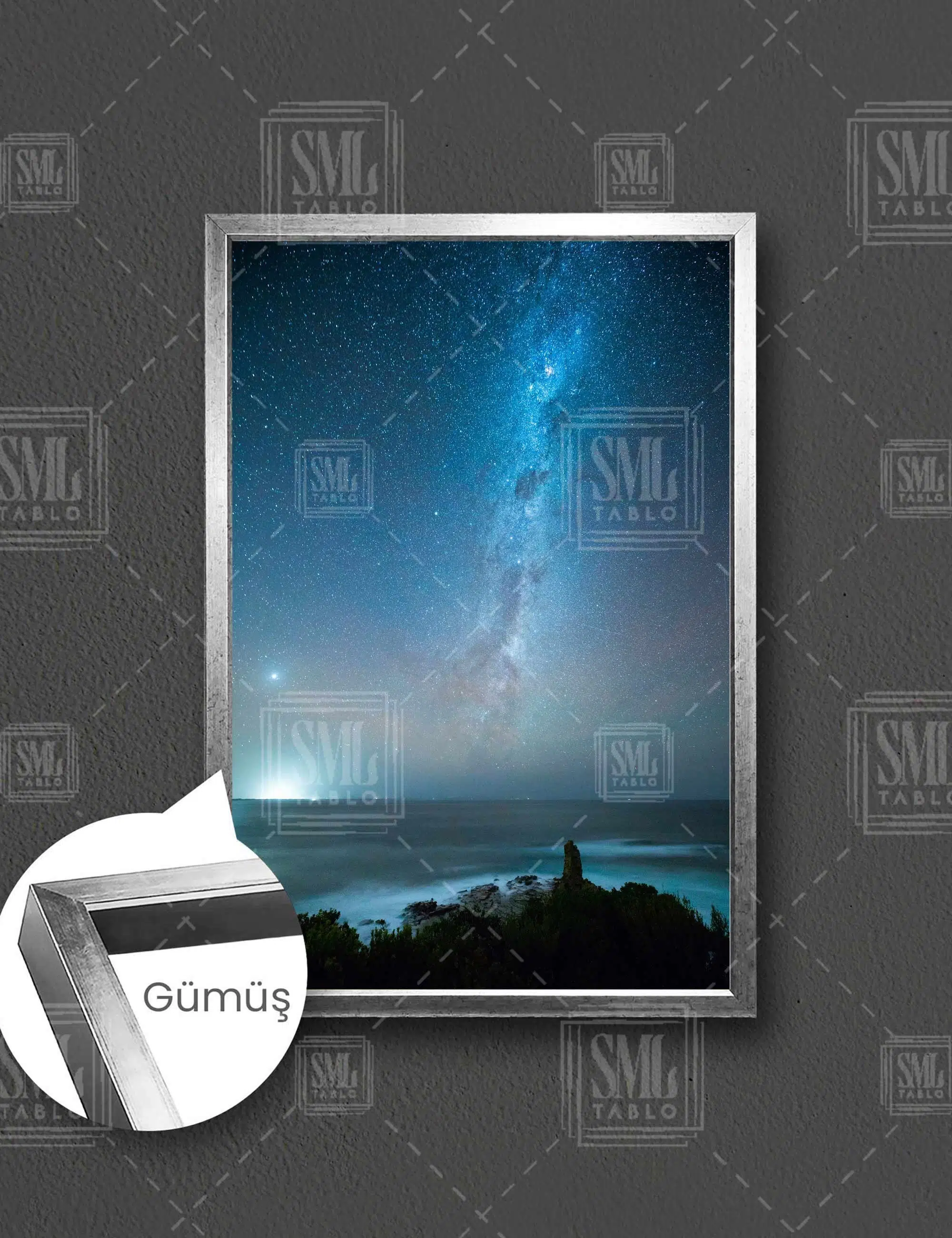 Yıldızlı Gece Deniz Sahil Manzarası Samanyolu Dikey Çerçeveli Kanvas Tablo - Gümüş