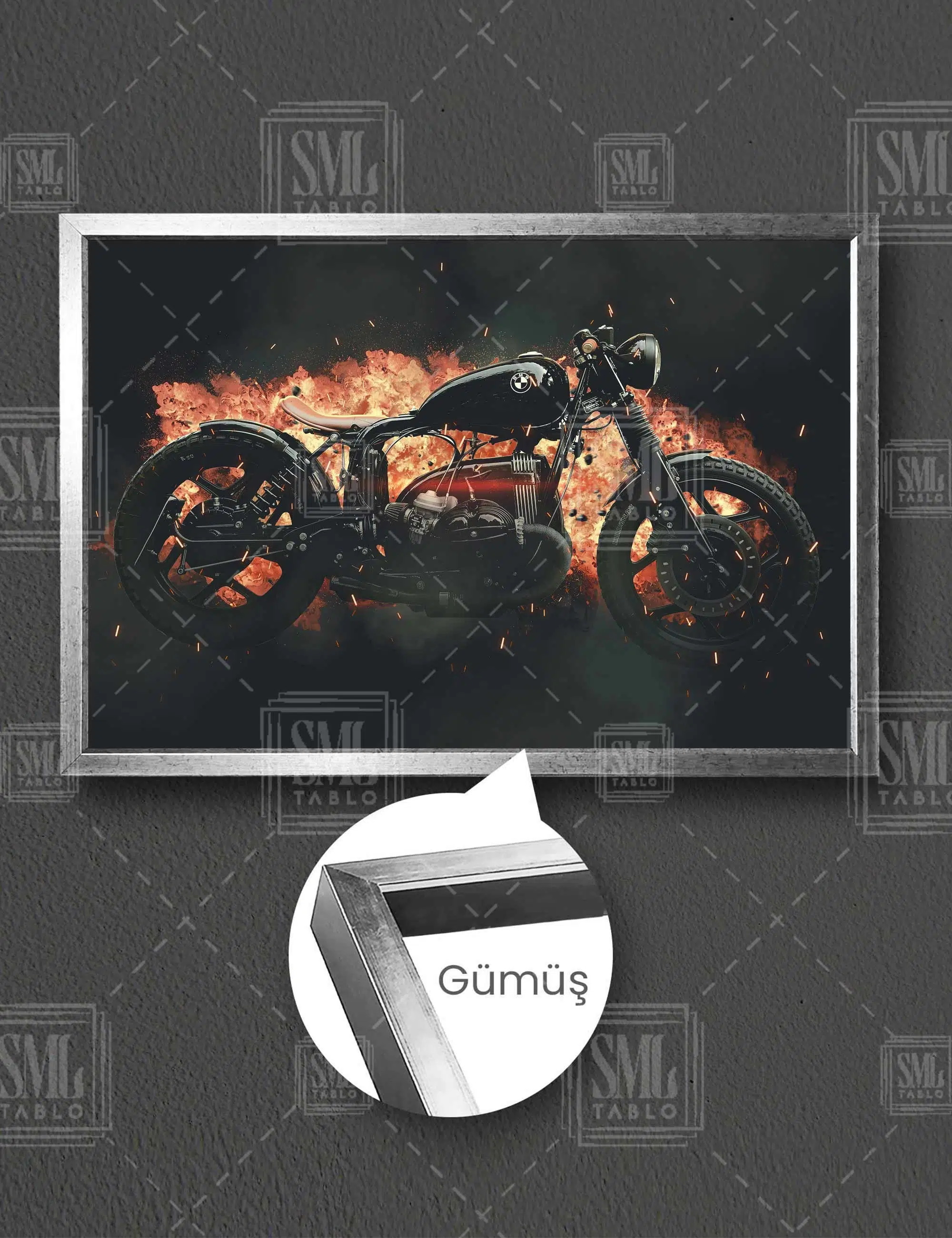 Bmw Motorsiklet Chopper Alev Patlaması İçinde Yatay Çerçeveli Kanvas Tablo - Gümüş