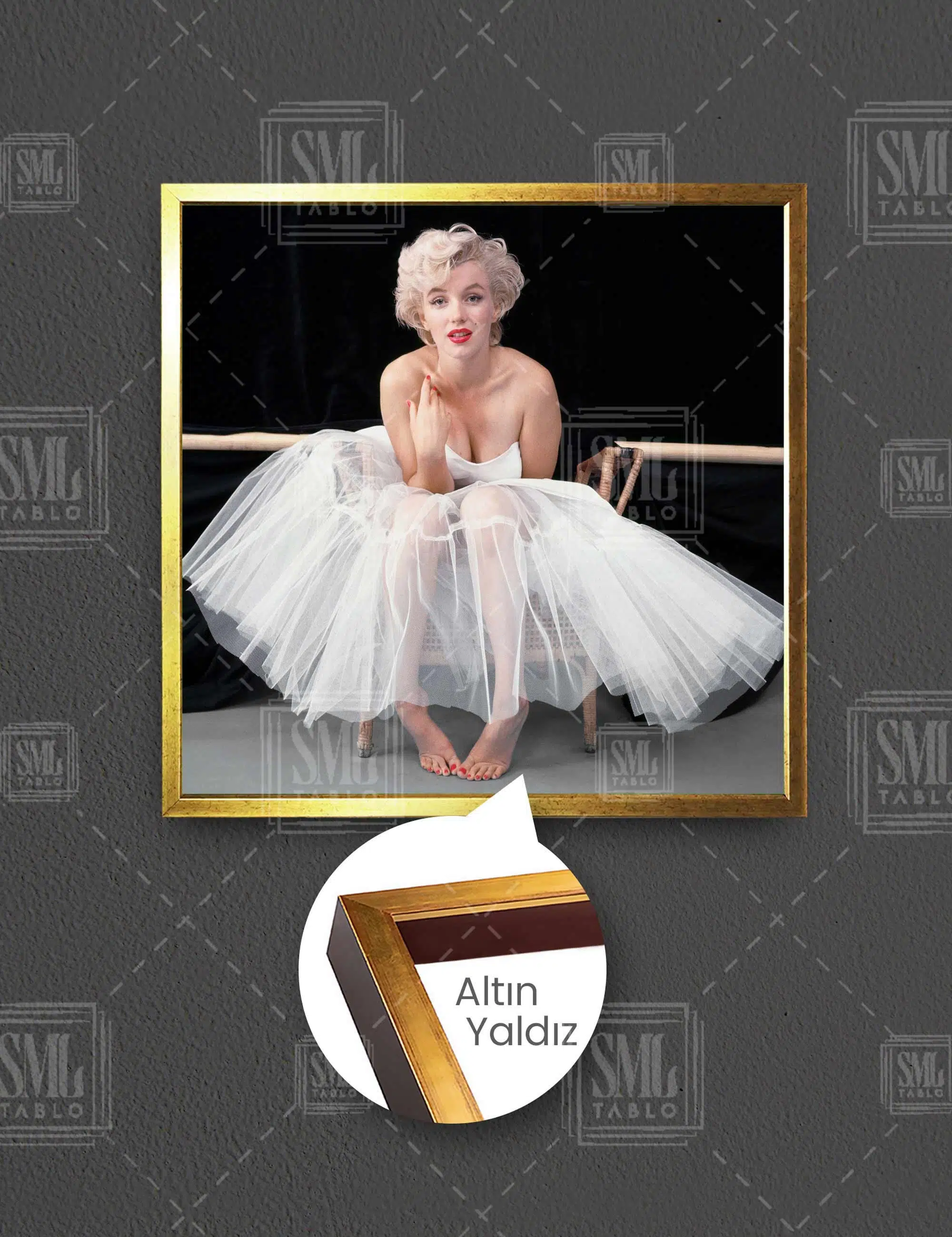 Gelinlikli Marilyn Monroe Kadın Woman Kırmızı Oje Ruj Makyaj Kare Çerçeveli Kanvas Tablo