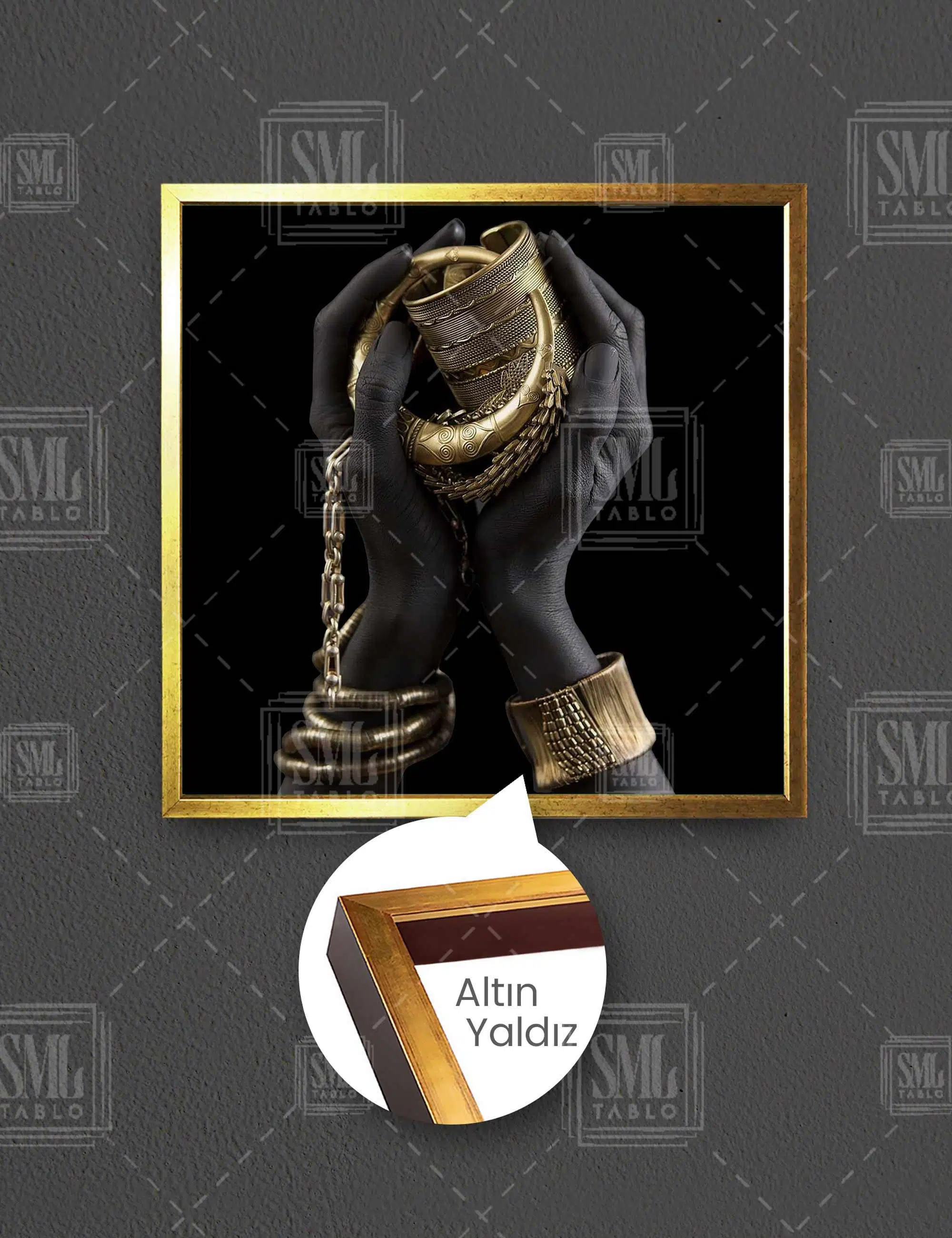Altın Takılar Tutan Afrikalı Kadın Eli Gold African Woman Dekor Siyah Kare Çerçeveli Kanvas Tablo