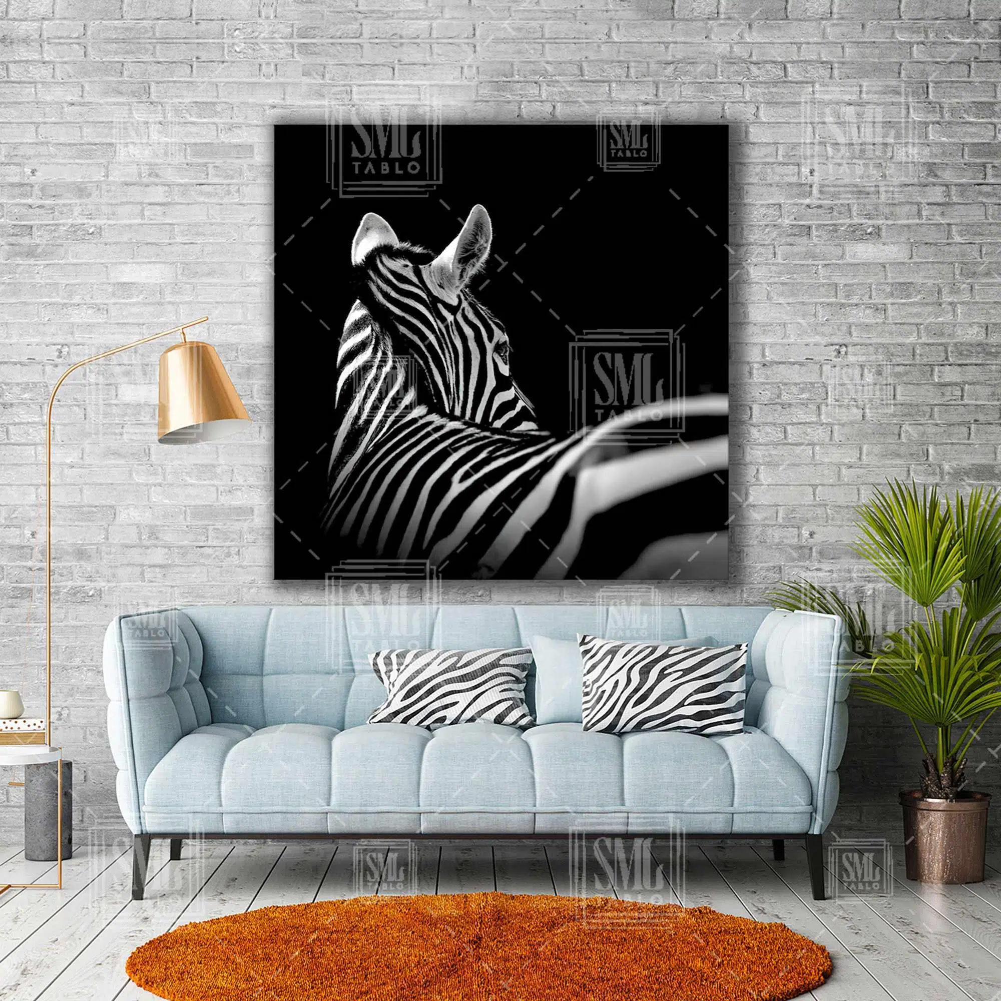 Zebra Arkası Dönük Siyah Beyaz Hayvan Dekor Kare Kanvas Tablo